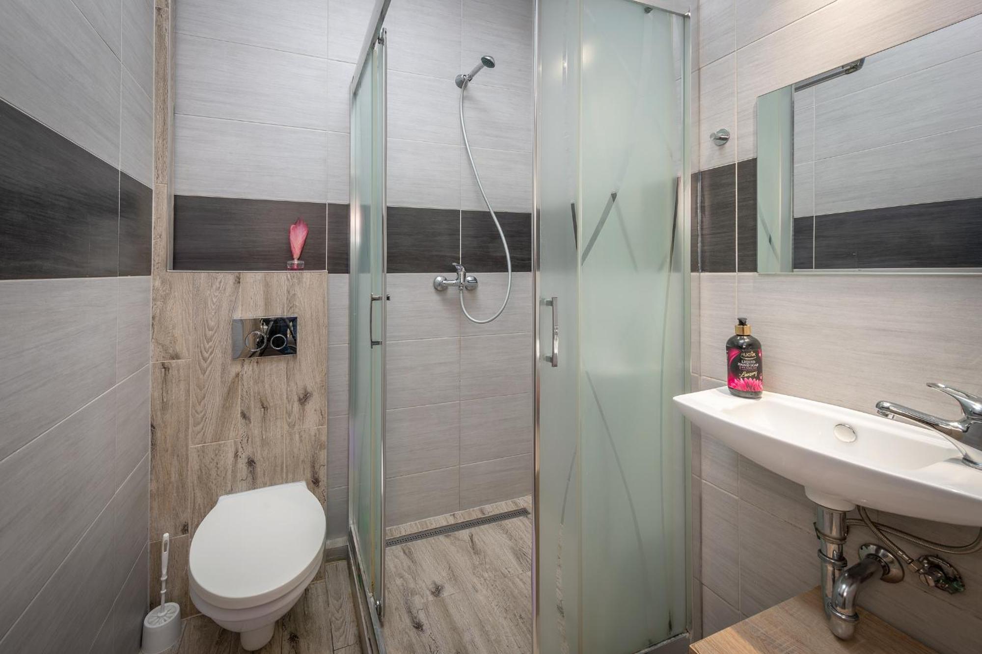 70S Guest Room Krakow Luaran gambar